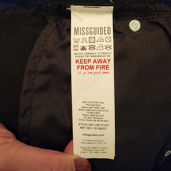 18 Black Missguided Women's Extreme Riot Shorts Plus Size Jean Shorts 18 Women's - Picture 8 of 8